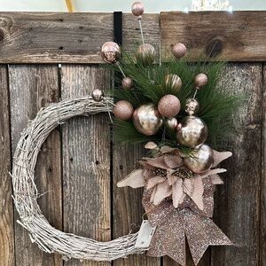 A Christmas Holiday Wreath